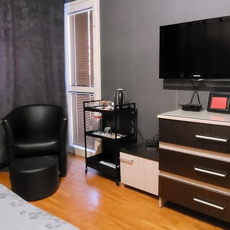 New York - Guest Room Near The Airport, Transport Possibility Sofya Dış mekan fotoğraf