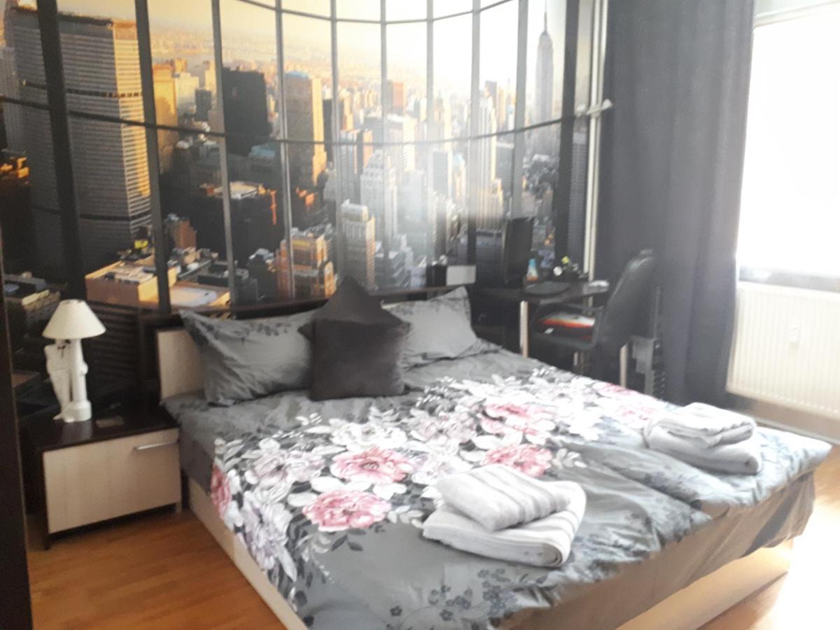 New York - Guest Room Near The Airport, Transport Possibility Sofya Dış mekan fotoğraf
